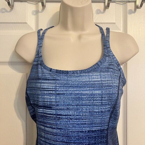 The North Face Athletic Blue Tank Top Size M - Picture 3 of 6